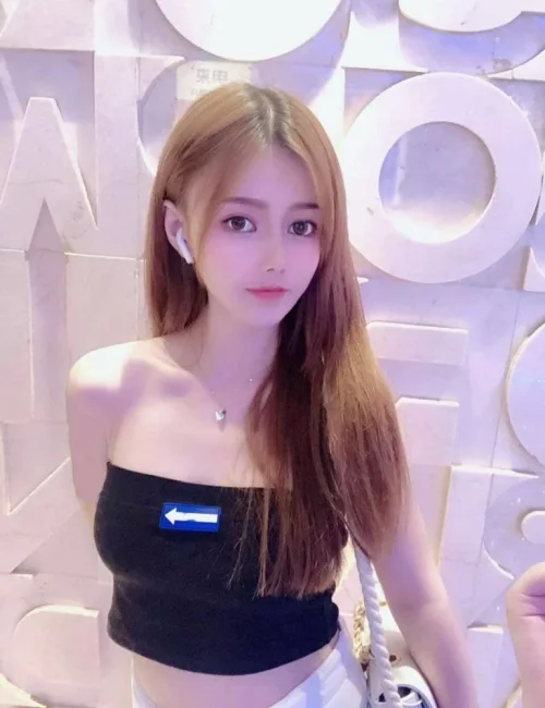 Mae photo 1, asian, athletic, brunette, 164 cm, 51 kg, Small bust, Hong Kong