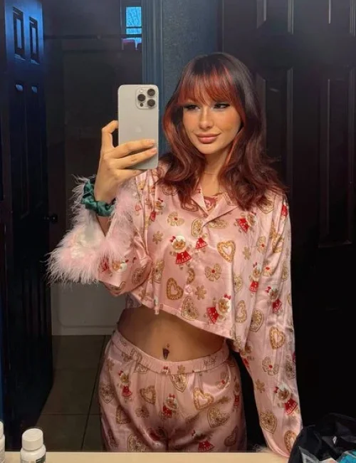 Lauren photo 6, european, average, brunette, 172 cm, 70 kg, Large bust, Hong Kong