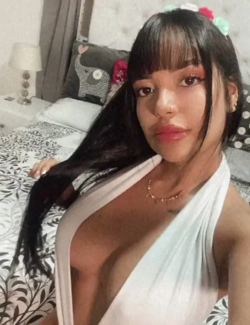 Aurora Anal photo 1, european, athletic, black hair, 172 cm, 55 kg, Large bust, Hong Kong