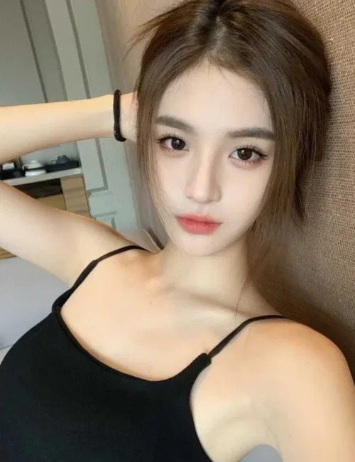 Lan Lan photo 4, asian, slim, brunette, 165 cm, 49 kg, Small bust, Hong Kong