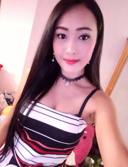 Patra photo 5, asian, slim, black hair, 165 cm, 50 kg, Small bust, Hong Kong