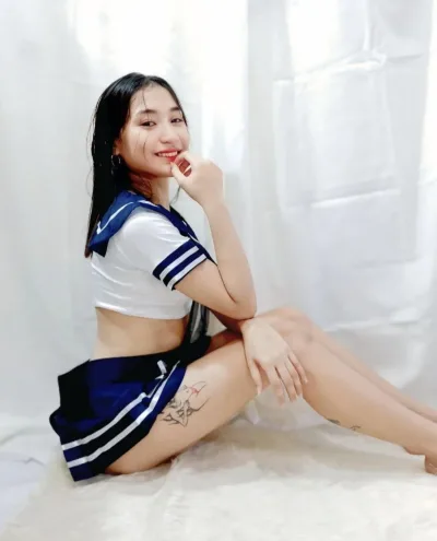 Hailey photo 1, asian, slim, black hair, 156 cm, 45 kg, Medium bust, Hong Kong