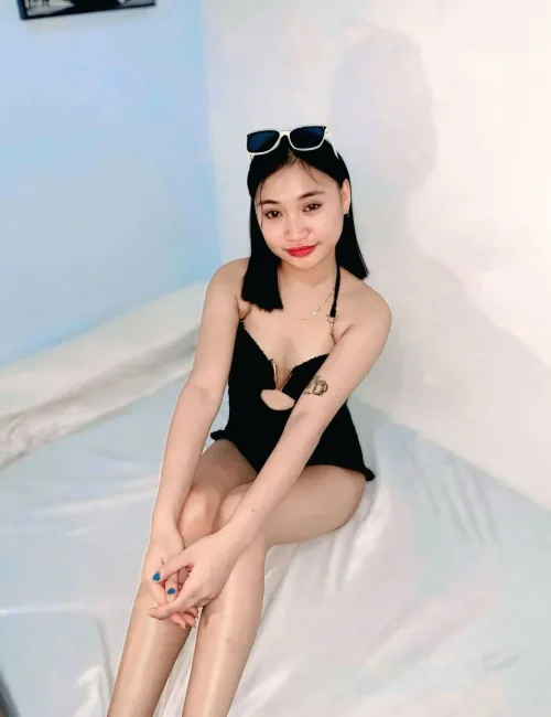 Hailey photo 6, asian, slim, black hair, 156 cm, 45 kg, Medium bust, Hong Kong