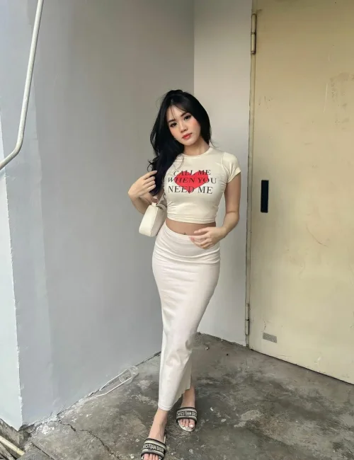 Nadin photo 4, asian, athletic, black hair, 164 cm, 51 kg, Large bust, Hong Kong