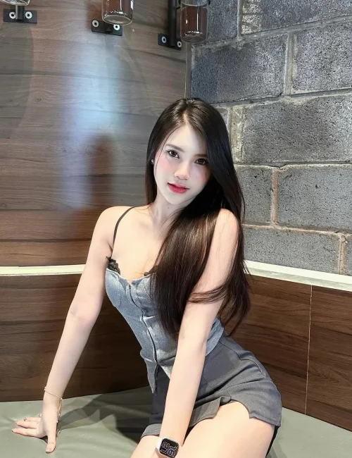 Gitta photo 8, asian, petite, black hair, 158 cm, 50 kg, Large bust, Hong Kong