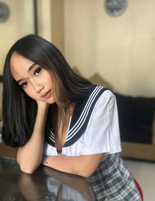 Febbyolla photo 7, asian, slim, black hair, 165 cm, 50 kg, Medium bust, Hong Kong