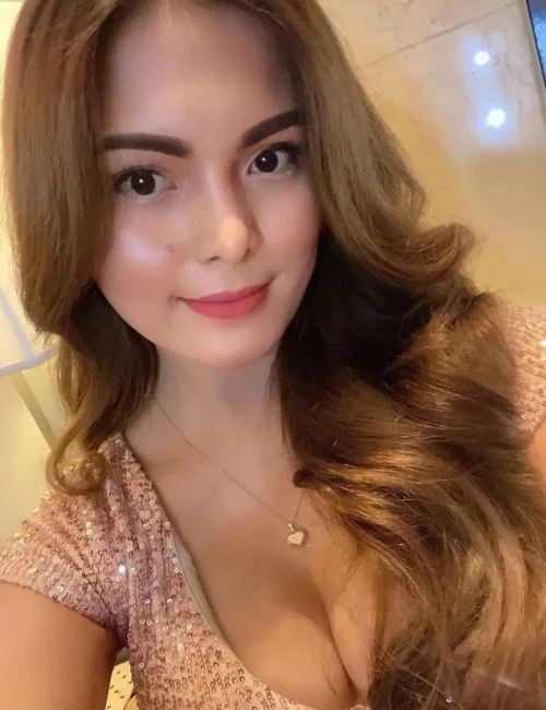 Amy photo 2, asian, slim, brunette, 175 cm, 50 kg, Extra Large bust, Hong Kong
