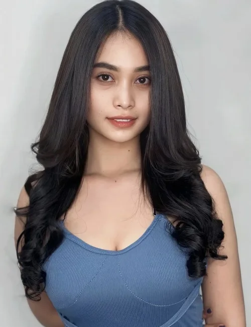 Imani photo 2, asian, slim, black hair, 168 cm, 49 kg, Large bust, Hong Kong