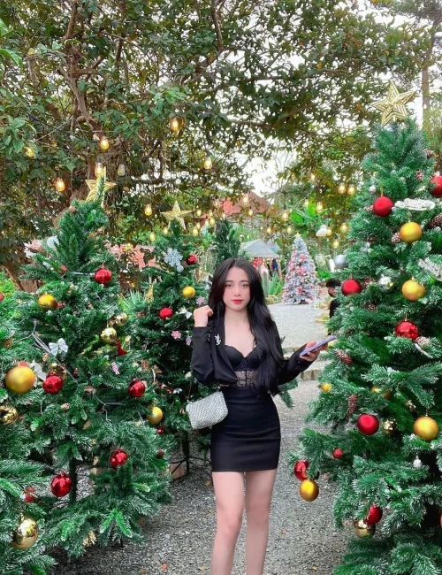 Alisa photo 2, asian, athletic, black hair, 163 cm, 53 kg, Medium bust, Hong Kong
