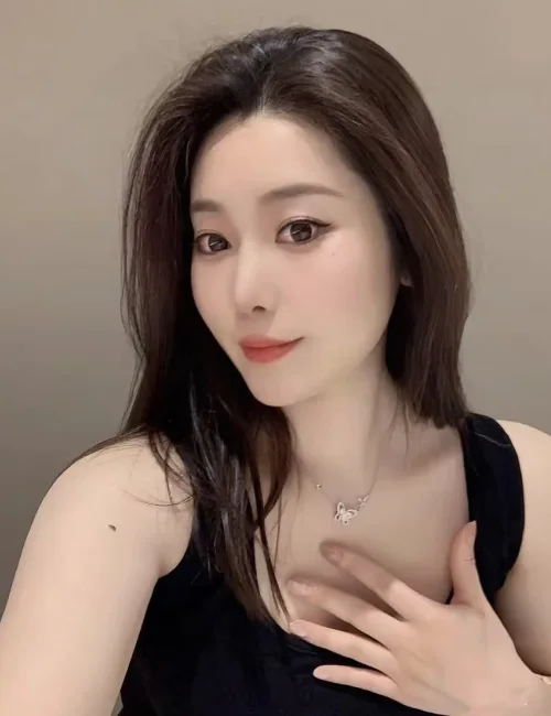 Sweet photo 1, asian, athletic, brunette, 168 cm, 55 kg, Medium bust, Hong Kong