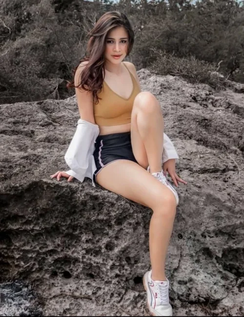 Karin photo 4, asian, athletic, brunette, 167 cm, 55 kg, Medium bust, Hong Kong