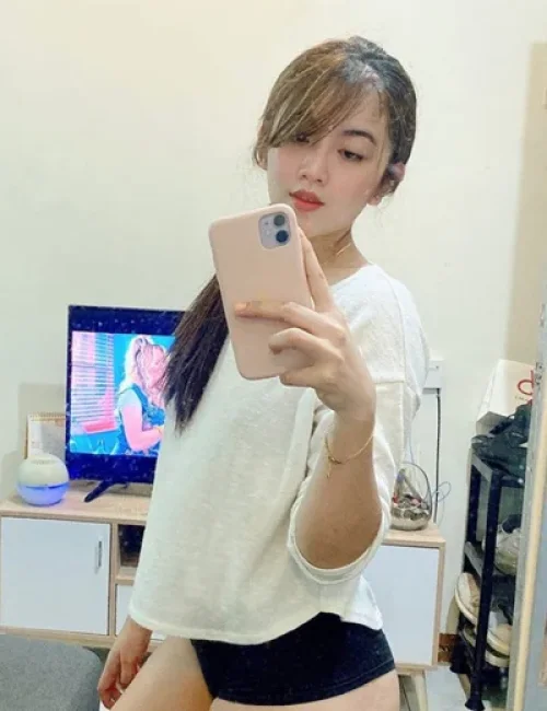 Nazra photo 1, asian, athletic, brunette, 167 cm, 54 kg, Large bust, Hong Kong