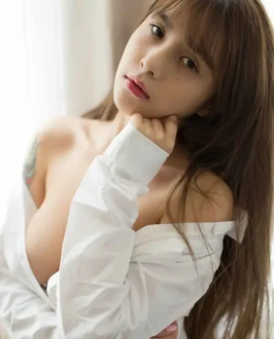 Cindy photo 1, asian, slim, brunette, 166 cm, 48 kg, Large bust, Hong Kong