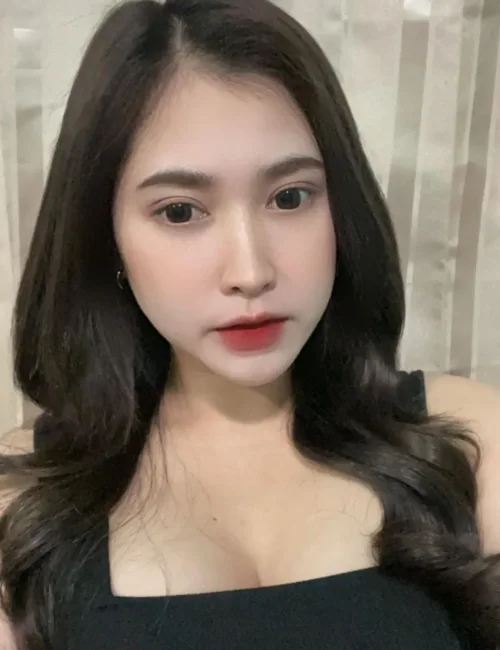 Olla Niara photo 5, asian, petite, brunette, 160 cm, 48 kg, Large bust, Hong Kong