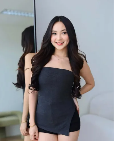 Ayana photo 1, asian, slim, black hair, 160 cm, 47 kg, Large bust, Hong Kong