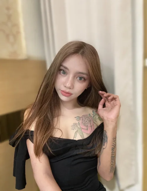 Anna Delvy photo 5, asian, slim, brunette, 168 cm, 50 kg, Small bust, Hong Kong