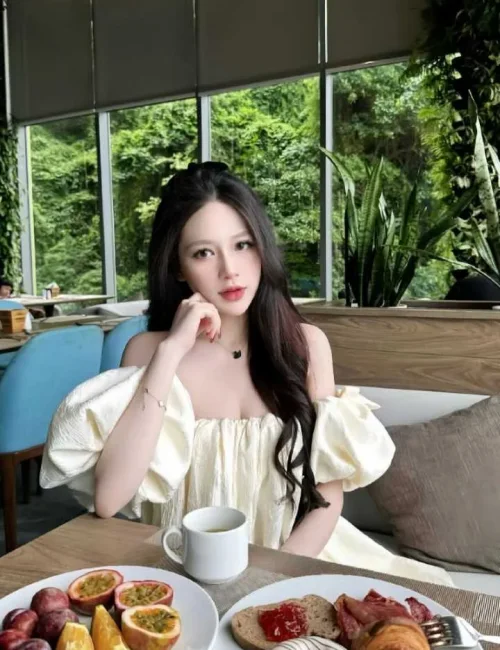 Mabel photo 5, asian, slim, black hair, 164 cm, 48 kg, Large bust, Hong Kong