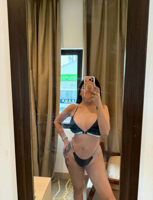 Ensy photo 4, asian, athletic, black hair, 164 cm, 53 kg, Extra Large bust, Hong Kong