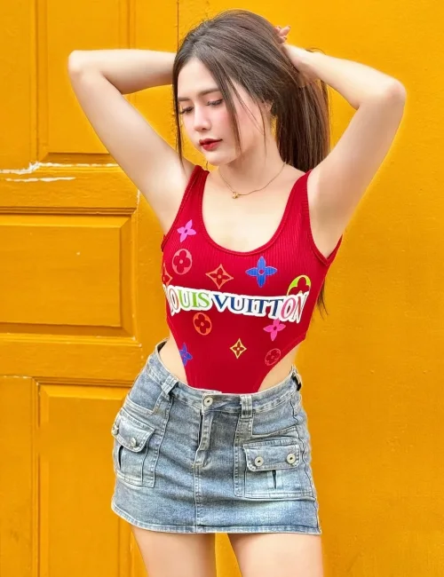 Dila photo 8, asian, slim, brunette, 167 cm, 51 kg, Medium bust, Hong Kong