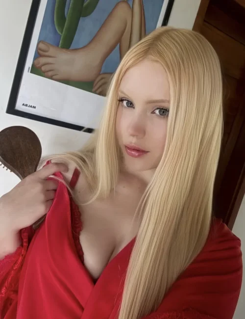 Nana photo 2, european, athletic, blonde hair, 166 cm, 54 kg, Medium bust, Hong Kong