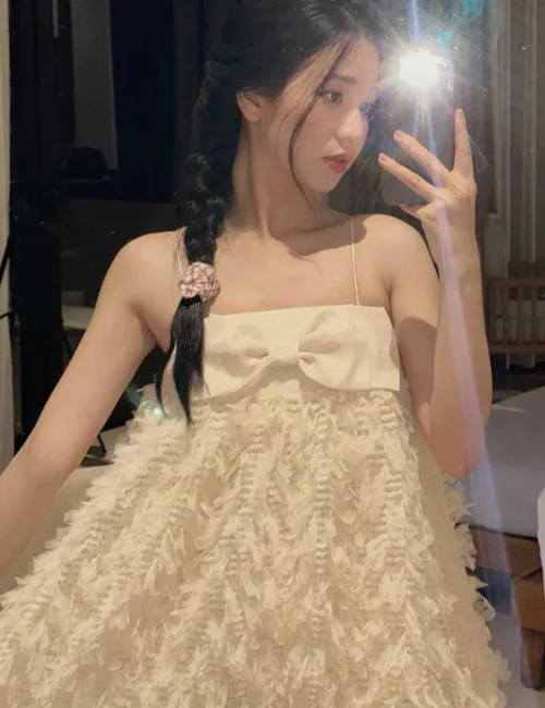 Thanh photo 3, asian, slim, black hair, 178 cm, 55 kg, Medium bust, Hong Kong