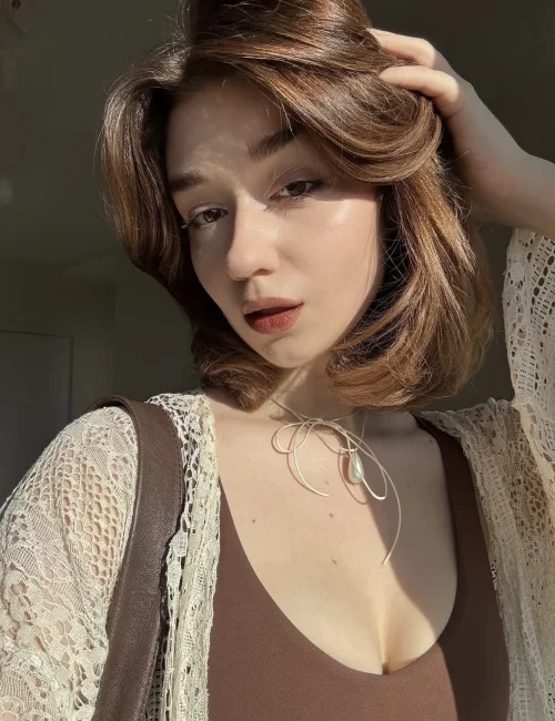 Shura photo 6, european, athletic, brunette, 170 cm, 55 kg, Small bust, Hong Kong