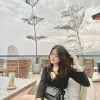 Winter photo 2, asian, slim, brunette, 167 cm, 50 kg, Medium bust, Hong Kong