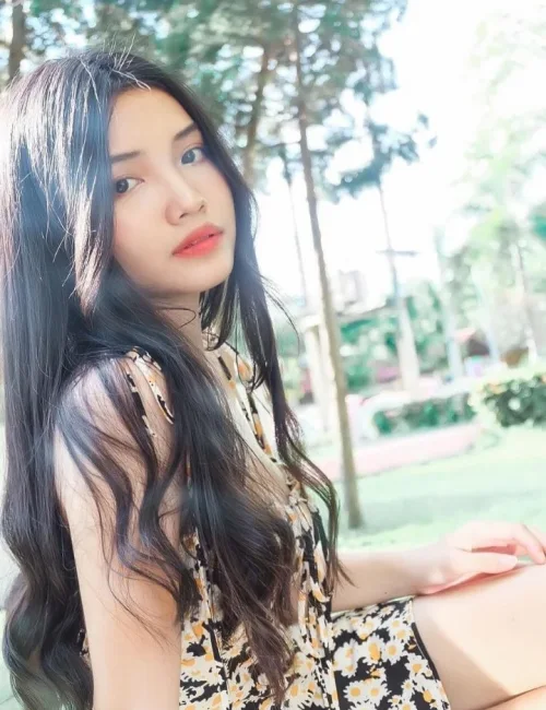 Melon photo 2, asian, slim, black hair, 166 cm, 48 kg, Large bust, Hong Kong