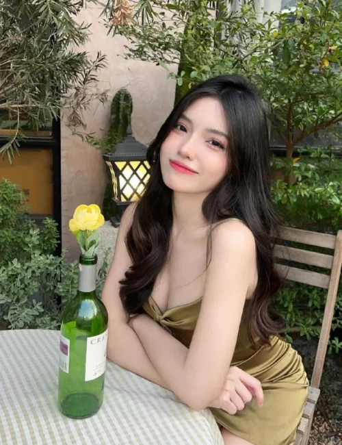 Melon photo 4, asian, slim, black hair, 166 cm, 48 kg, Large bust, Hong Kong