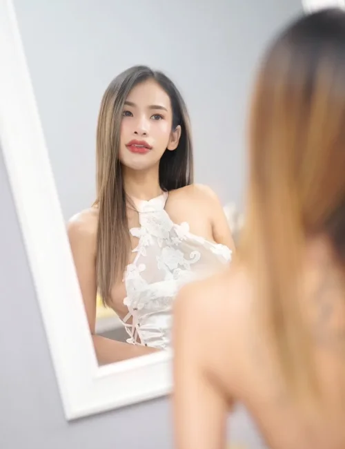 Pingping photo 2, asian, slim, black hair, 160 cm, 40 kg, Medium bust, Hong Kong
