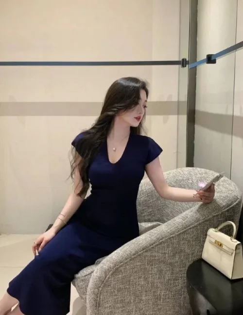 Alisa Nora photo 1, asian, athletic, black hair, 166 cm, 60 kg, Medium bust, Hong Kong