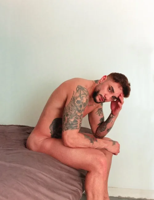 Tristan photo 12, european, average, black hair, 175 cm, 72 kg, Hong Kong