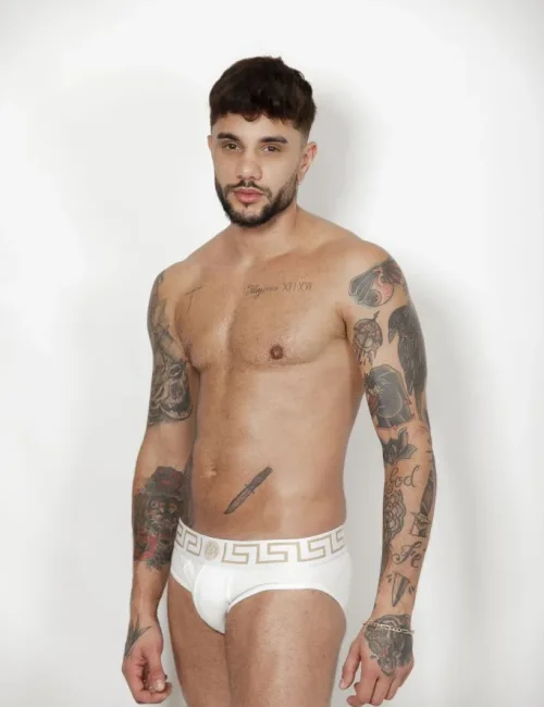 Tristan photo 2, european, average, black hair, 175 cm, 72 kg, Hong Kong