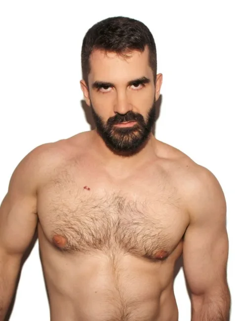 Bernard photo 1, european, average, black hair, 180 cm, 79 kg, Hong Kong