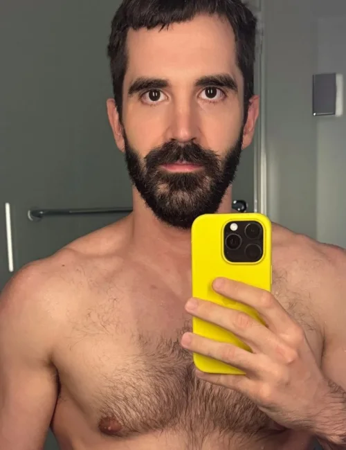 Bernard photo 4, european, average, black hair, 180 cm, 79 kg, Hong Kong