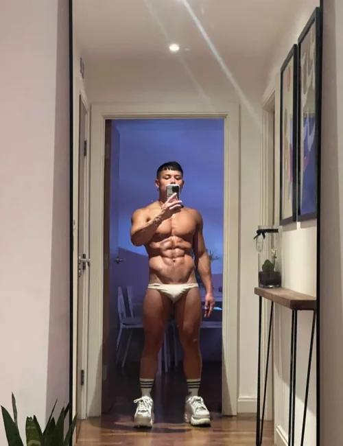 Axl photo 16, asian, average, black hair, 170 cm, 72 kg, Hong Kong
