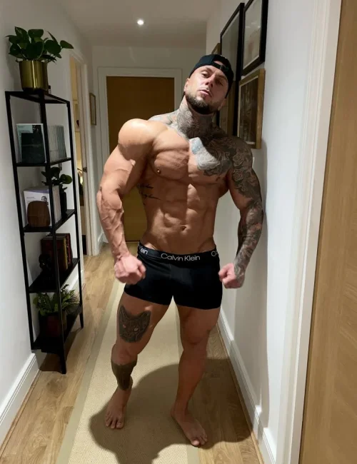 Vaughn photo 16, asian, busty, brunette, 173 cm, 100 kg, Hong Kong