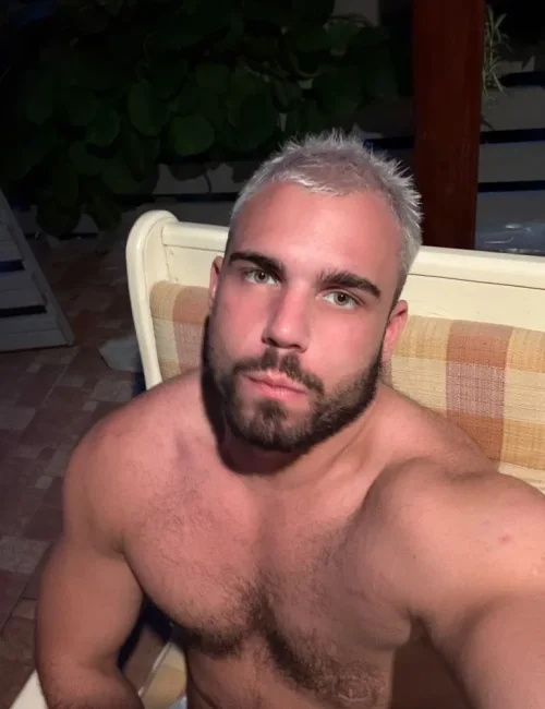 Amadeus photo 14, european, curvy, brunette, 195 cm, 110 kg, Hong Kong