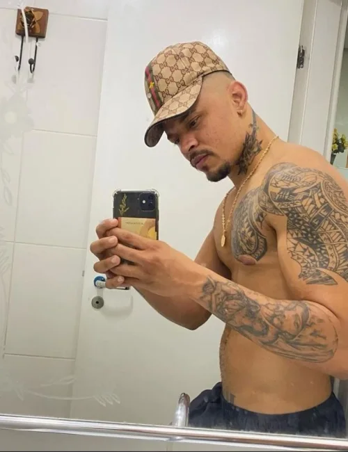 Vini Lee photo 13, asian, curvy, blonde hair, 185 cm, 86 kg, Hong Kong