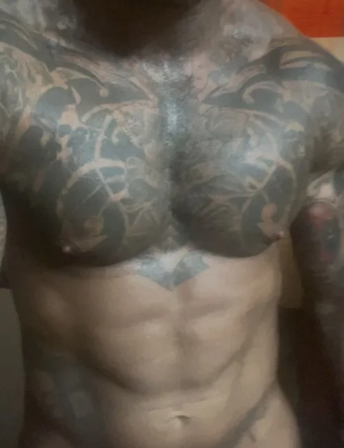 Titan photo 11, european, busty, brunette, 178 cm, 100 kg, Hong Kong