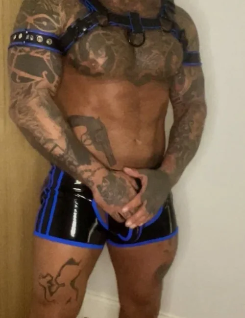 Titan photo 6, european, busty, brunette, 178 cm, 100 kg, Hong Kong
