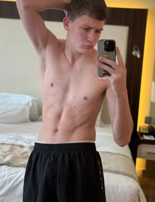 Tyler photo 8, asian, athletic, brunette, 185 cm, 68 kg, Hong Kong