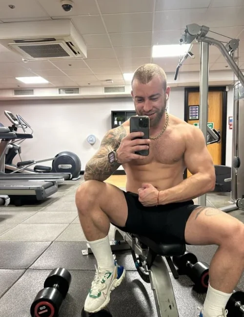 Ryder photo 2, european, curvy, blonde hair, 185 cm, 90 kg, Hong Kong