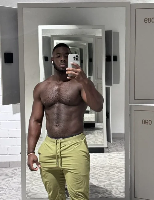 Ujjal photo 7, ebony, busty, black hair, 180 cm, 98 kg, Hong Kong