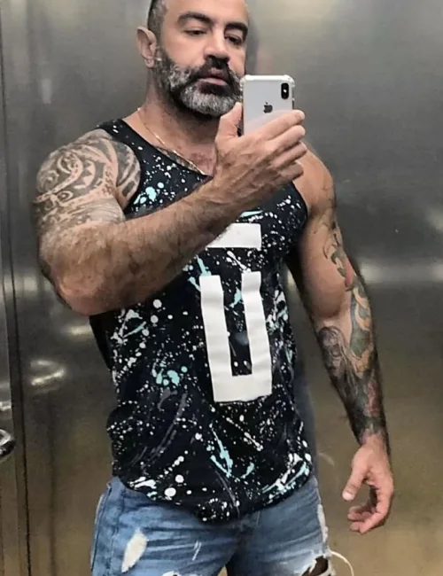Theodoros photo 15, european, curvy, brunette, 180 cm, 90 kg, Hong Kong