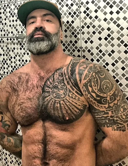 Theodoros photo 16, european, curvy, brunette, 180 cm, 90 kg, Hong Kong