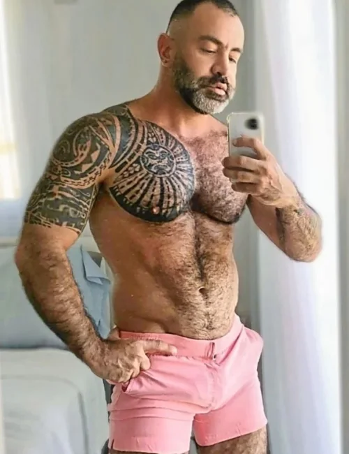 Theodoros photo 2, european, curvy, brunette, 180 cm, 90 kg, Hong Kong