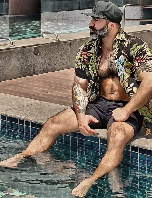 Theodoros photo 7, european, curvy, brunette, 180 cm, 90 kg, Hong Kong