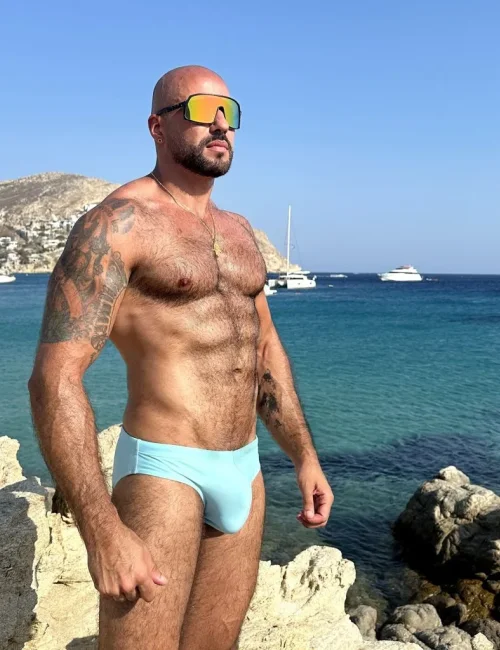 Sultan photo 10, european, curvy, brunette, 188 cm, 93 kg, Hong Kong