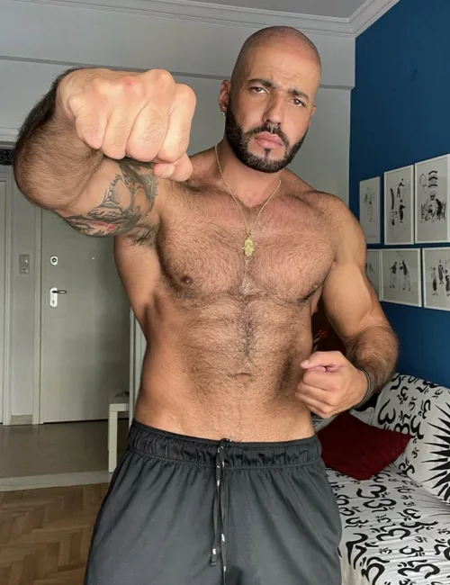Sultan photo 20, european, curvy, brunette, 188 cm, 93 kg, Hong Kong